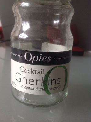 Cocktail Gherkins in distilled malt vinegar