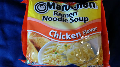 Ramen noodle soup chicken flavor