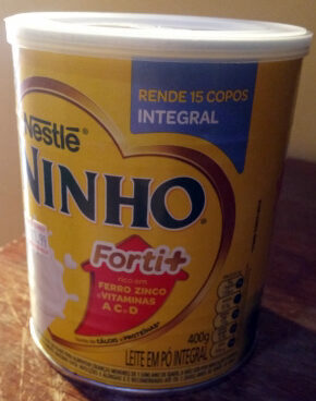 Leite integral em pó Ninho
