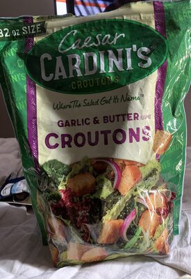 Garlic & butter flavored croutons